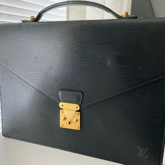 Louis Vuitton Other - Louis Vuitton Epi Porte Documents Bandouliere Bag